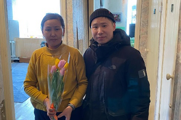 ФБУ «ЯКУТСКИЙ ЦСМ» ПОЗДРАВИЛ СЕМЬИ УЧАСТНИКОВ СВО С МЕЖДУНАРОДНЫМ ЖЕНСКИМ ДНЁМ