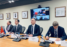 ОТ СТАНДАРТОВ НА ЗЕРНО ДО КОНТРОЛЯ КАЧЕСТВА ГРУЗОВОЙ ТЕХНИКИ - ИТОГИ РОССИЙСКО-КИТАЙСКОГО СОТРУДНИЧЕСТВА В ОБЛАСТИ СТАНДАРТИЗАЦИИ И МЕТРОЛОГИИ ЗА 2025 ГОД